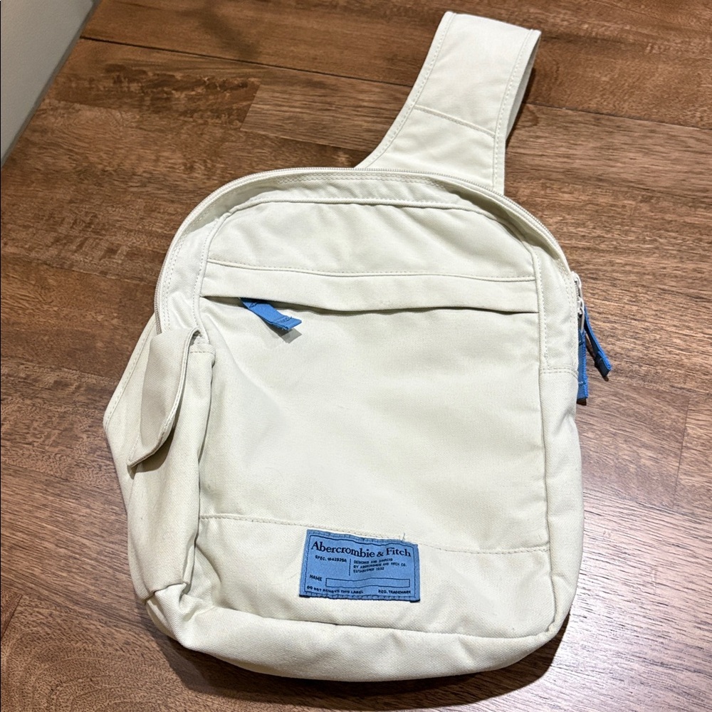 ABERCROMBIE & FITCH backpack. Laptop crossbody bag. Approx. 15” x 13”